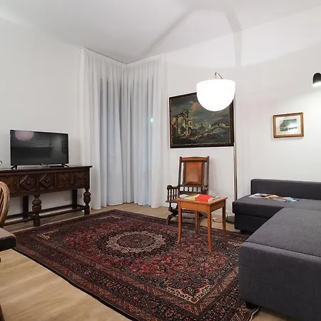 Apartment Primopiano - Fargorida